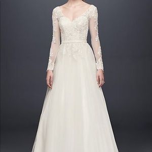 Lace, Long Sleeve Wedding Dress in Ivory